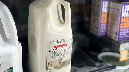 Bird Flu Detected In Batch Of Raw Milk Sold In California