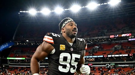 NFL Week 12 Takeaways: Myles Garrett, Browns Upset Steelers in Snow-Covered TNF