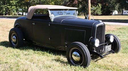 ’32 Ford Roadster Hot Rod