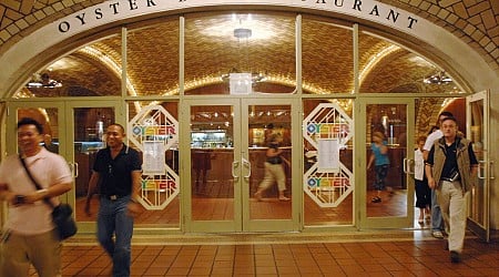 Long Live The Grand Central Oyster Bar, Still The Paragon Of American Seafood Restaurants