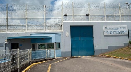 Guadeloupe : un surveillant de prison ébouillanté par un détenu à la prison de Baie-Mahault