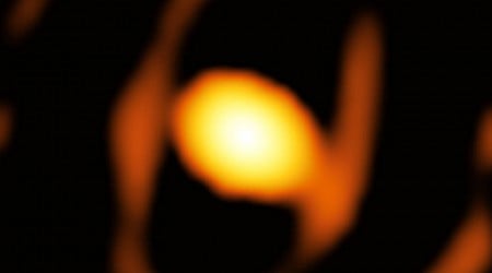 This Is the First-Ever Close-Up Image of a Star Outside the Milky Way Galaxy