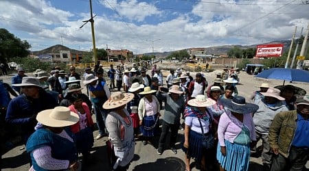 Bolivia 'Going From Bad To Worse': At The Barricades With Morales Supporters