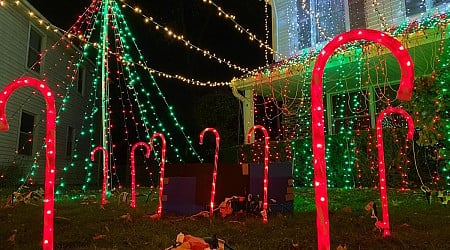 'Something So Magical': Buffalo Grove Resident Lights Up The Holidays