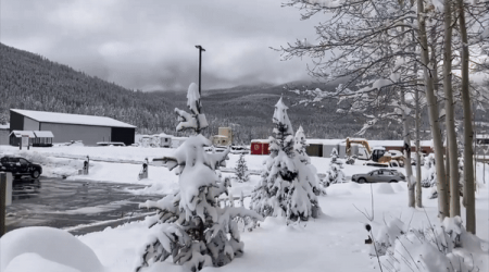 'Winter Wonderland' Scenes in Central Colorado as Snow Moves In