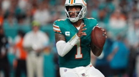 Dolphins’ Tua Tagovailoa Confirms Change in Plans Ahead of Cold Weather Game vs Jordan Love’s Packers