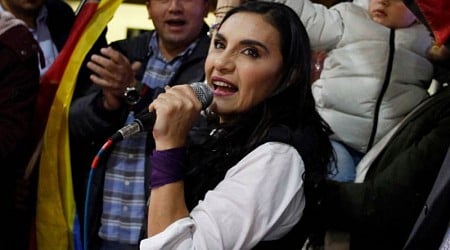 Gobierno de Ecuador suspende a vicepresidenta Verónica Abad por 150 días en medio de una ola de críticas