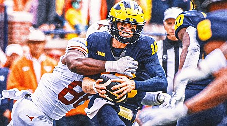 Michigan reportedly going back to Davis Warren as starting QB