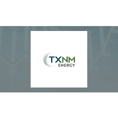 Analyzing Ormat Technologies (NYSE:ORA) and TXNM Energy (NYSE:TXNM)