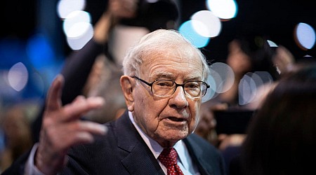 Warren Buffett thinks pizza is more valuable than iPhones right now