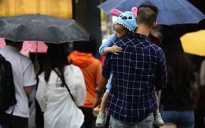 Singapore Gets Bad News Amid Sinking Birth Rate