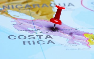 Editorial: Dos Costa Rica