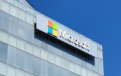 Microsoft ha dado con la solución para reducir el impacto energético de la IA: evitar que el agua se evapore