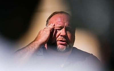 Bankruptcy judge rejects The Onion's bid for Infowars