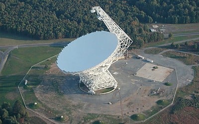 Astronomie: In China soll das weltgrößte bewegliche Radioteleskop gebaut werden