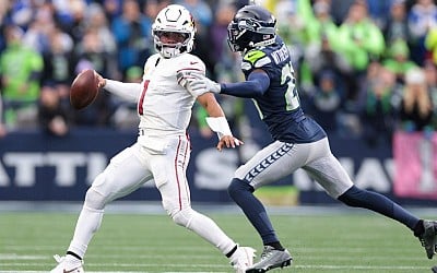 'Pressure's on': Cardinals remain playoff hopeful despite costly Seahawks loss