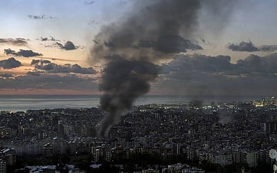 Le cessez-le-feu au Liban approuvé par Nétanyahou, Michel Barnier contre le «microcosme parisien», Boualem Sansal en détention… L’actu de ce mardi 26 novembre