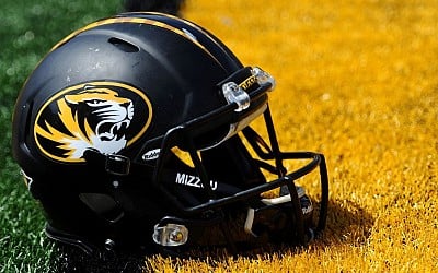 Four-star tackle Rogers decommits from Missouri