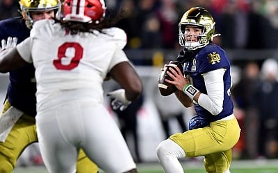 Notre Dame beats Indiana in first game of expanded CFP