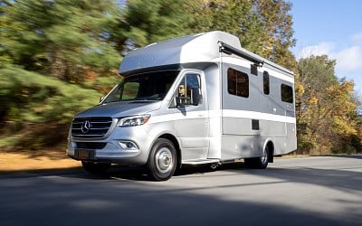 2022 Tiffin Motorhomes Wayfarer 25