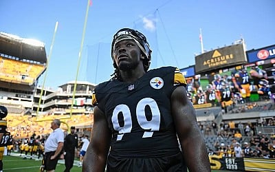 Who Are Larry Ogunjobi’s Parents Mercy and Larry Ogunjobi? Everything to Know About the Steelers Star’s Parents