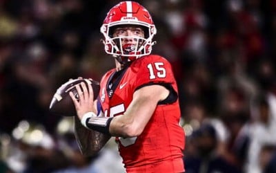 Carson Beck’s NFL Draft Stock Takes Crucial Hit as Georgia's Title Hopes Lie on Gunner Stockton's Shoulders