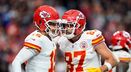 NFL Playoff Picture 2025: Mahomes, Chiefs Clinch Berth; Updated Bracket, Standings