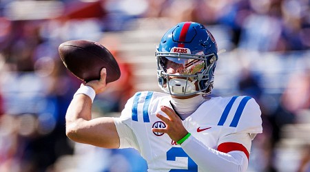 Video: Eli Manning Congratulates Jaxson Dart on Breaking His Ole Miss Passing Record