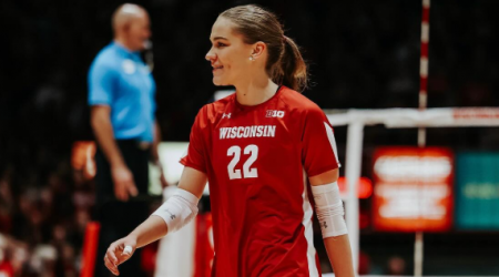 Wisconsin Volleyball Senior Julia Orzol Thankful For NCAA Journey While Parents Witnessed First Game In Four Seasons