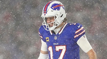 NFL Week 13 grades: Bills earn 'A+' for snowy win over 49ers, Bengals get 'D' for ugly loss to Steelers