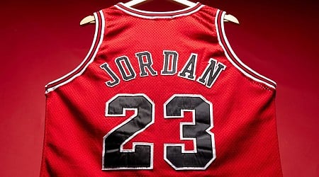 Jordan game-worn Bulls jersey goes for $4.68M