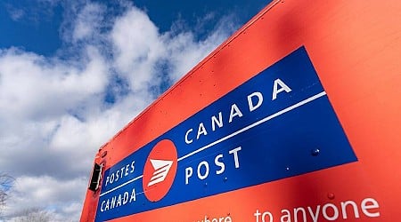 Canada Post removes deadline for letters to Santa’s H0H0H0 postal code