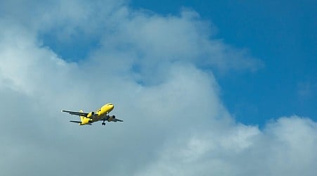 VIDEO Un avion de linie american, lovit de tiruri de arme de foc deasupra Haiti