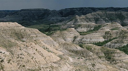 North Dakota Badlands national monument proposed with tribes' support