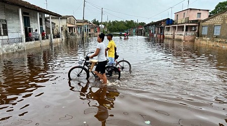 Se inician las operaciones de rescate y recuperación en Cuba tras paso del huracán Rafael