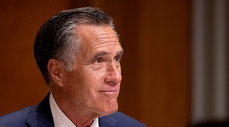 Romney calls for bipartisanship in farewell Senate speech