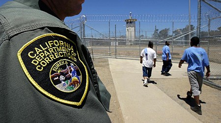 Bay Area prison officer sentenced for accepting bribes to smuggle cell phones into facility