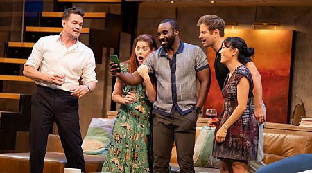 ‘Shit. Meet. Fan.’ Off Broadway Review: A Dangerous Game Played By All-Star Cast