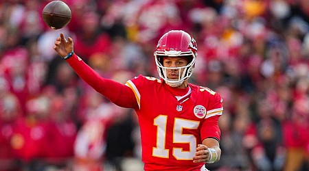 Chiefs vs. Chargers odds, spread, start time: Sunday Night Football picks, bets from NFL model on 24-10 run