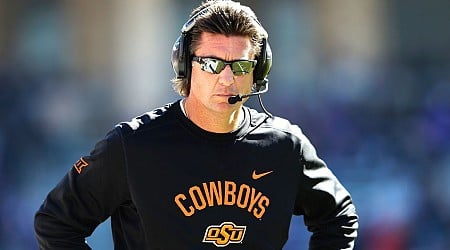 Mike Gundy, Oklahoma State agree to restructured deal