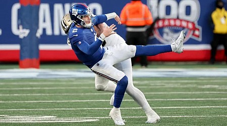 Drew Lock left feeling Giants' loss in full-body effort