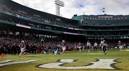 Fenway Park to host UConn and North Carolina in Fenway Bowl