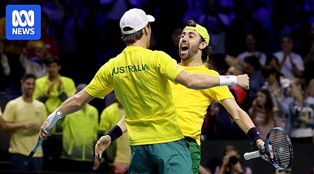 Kokkinakis, doubles duo stun US to put Australia into Davis Cup semifinals