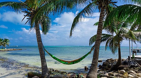 Moving To Belize: A Guide For Americans