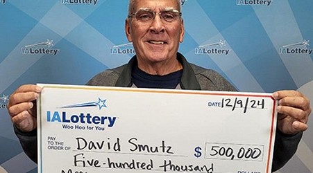 Iowa man wins $500,000 lottery prize on his way to a party