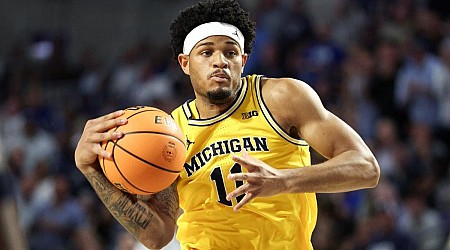 Arkansas vs. Michigan prediction, odds, time: 2024 college basketball picks, Dec. 10 bets by proven model