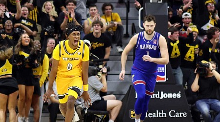 No. 1 Kansas Upset by Unranked Missouri; 2nd Straight Loss for Dickinson, Jayhawks