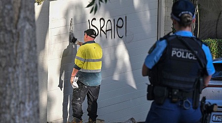 Vandals attack Jewish area in Sydney in latest antisemitic attack