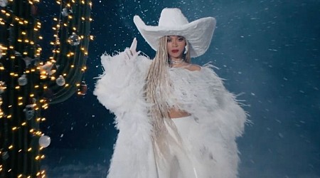 Netflix Teases Beyoncé's NFL Christmas Gameday Halftime Performance With 'Cowboy Carter Christmas'