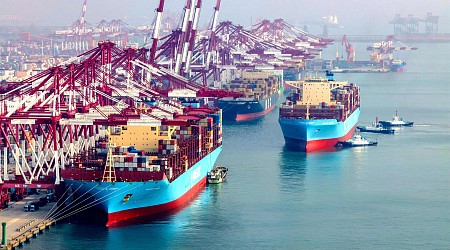 Shipping giant Maersk sees another year of disruption for global trade